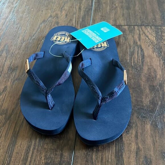 Women's Sandals GINGER. Navy size 6 NWT - Picture 1 of 5